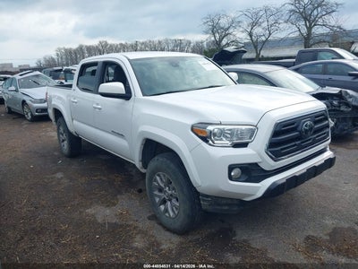 TOYOTA TACOMA 2019
