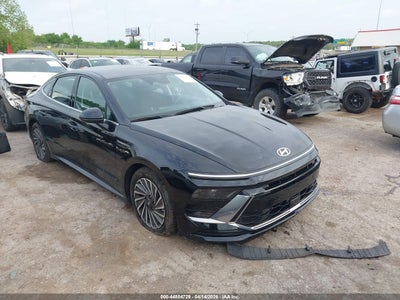 HYUNDAI SONATA HYBRID 2025