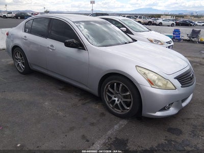 INFINITI G37 2011