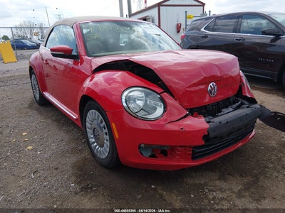 VOLKSWAGEN BEETLE 2013