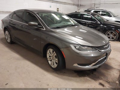 CHRYSLER 200 2015
