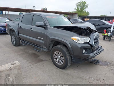 TOYOTA TACOMA 2017