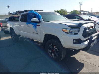 TOYOTA TACOMA 2019