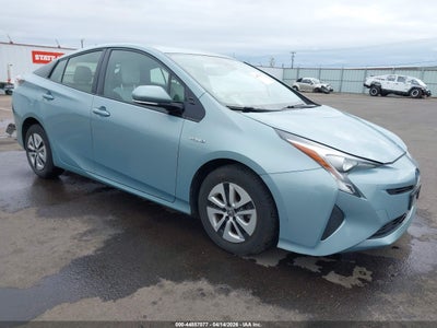 TOYOTA PRIUS 2017