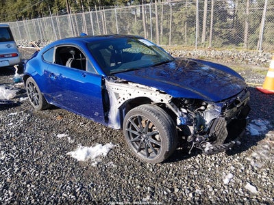 TOYOTA GR86 2023