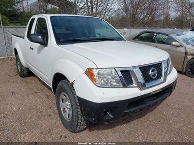 NISSAN FRONTIER 2013