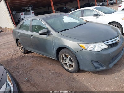 TOYOTA CAMRY 2012