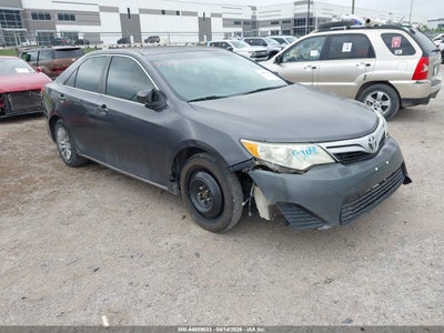 TOYOTA CAMRY 2012