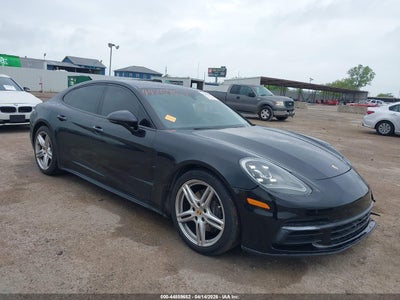 PORSCHE PANAMERA 2018