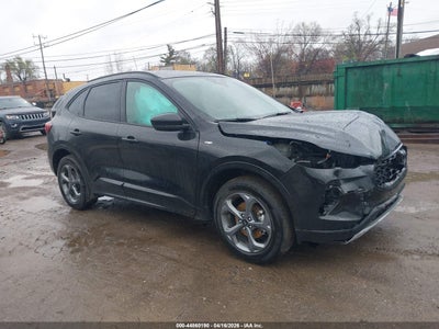 FORD ESCAPE 2023