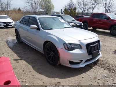 CHRYSLER 300 2020