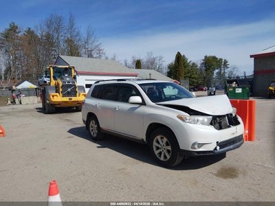 TOYOTA HIGHLANDER 2011