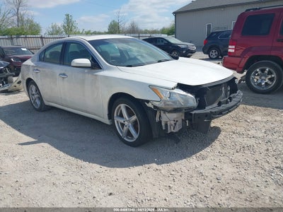 NISSAN MAXIMA 2014