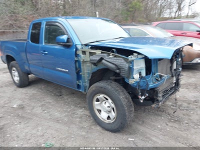 TOYOTA TACOMA 2017