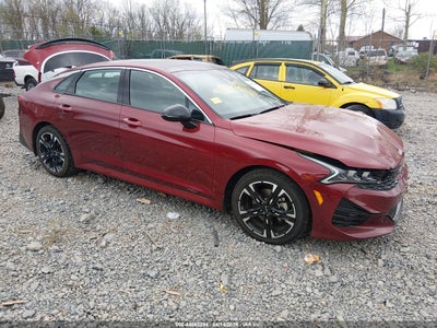 KIA K5 2023