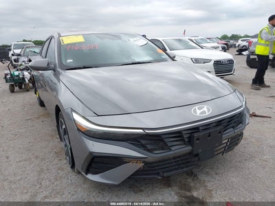 HYUNDAI ELANTRA 2025