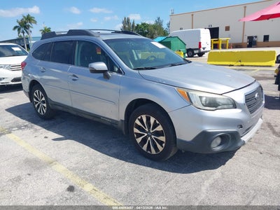 SUBARU OUTBACK 2015