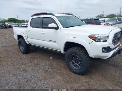 TOYOTA TACOMA 2018