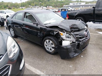 TOYOTA CAMRY 2011
