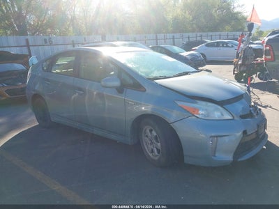 TOYOTA PRIUS 2012