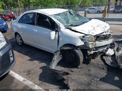 TOYOTA YARIS 2011