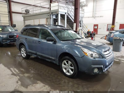 SUBARU OUTBACK 2013