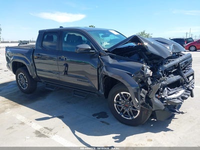 TOYOTA TACOMA 2025