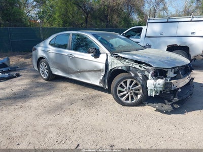 TOYOTA CAMRY 2021