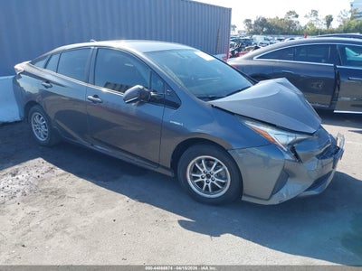 TOYOTA PRIUS 2016