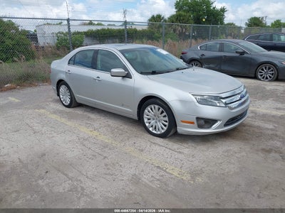 FORD FUSION HYBRID 2011