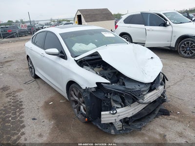 CHRYSLER 200 2015