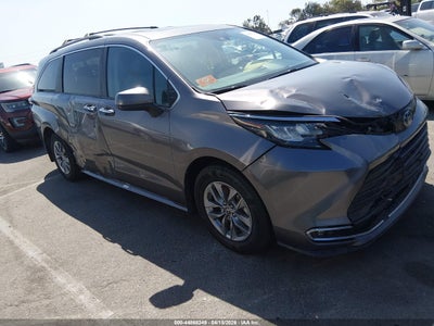 TOYOTA SIENNA 2023