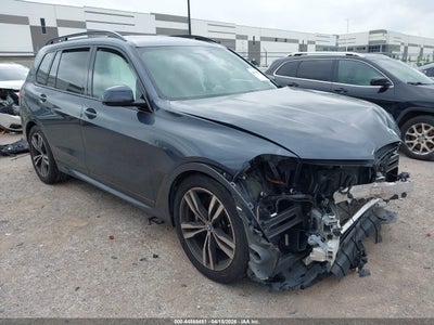 BMW X7 2021