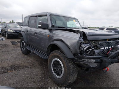 FORD BRONCO 2024