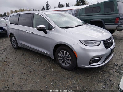 CHRYSLER PACIFICA HYBRID 2023
