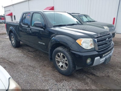 SUZUKI EQUATOR 2011