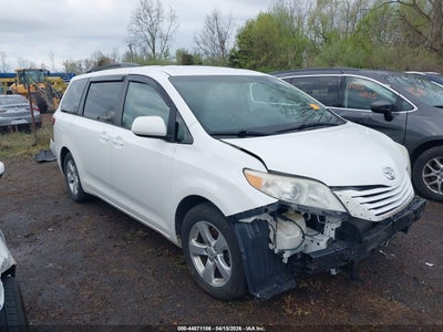 TOYOTA SIENNA 2017