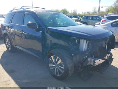 NISSAN PATHFINDER 2025