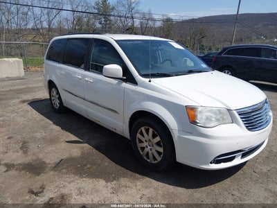 CHRYSLER TOWN & COUNTRY 2011