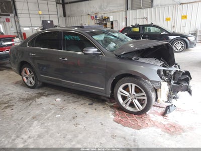 VOLKSWAGEN PASSAT 2014