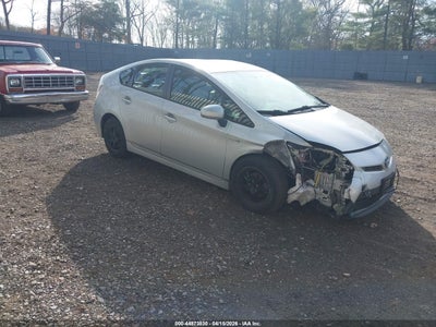 TOYOTA PRIUS 2012