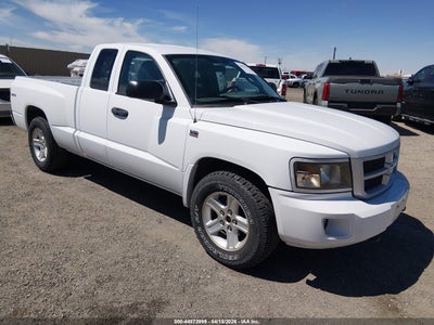 RAM DAKOTA 2011