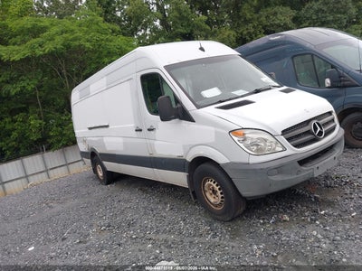 MERCEDES-BENZ SPRINTER 2500 2011