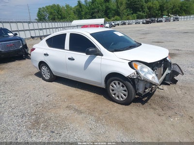 NISSAN VERSA 2013