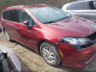 CHRYSLER VOYAGER 2021