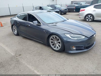 TESLA MODEL S 2016