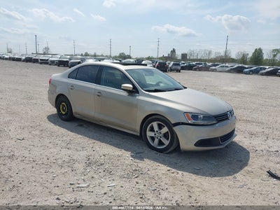 VOLKSWAGEN JETTA 2014