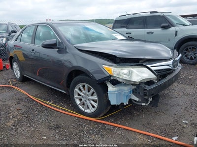TOYOTA CAMRY 2012