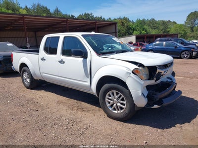 NISSAN FRONTIER 2015