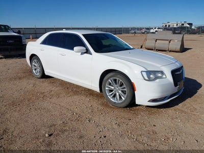 CHRYSLER 300 2019